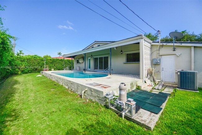Building Photo - 3615 Riviera Ct