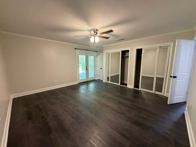 Building Photo - Remodeled 3 Bedroom Home in Keithville