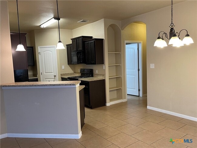 Building Photo - 4509 Cambridge Dr