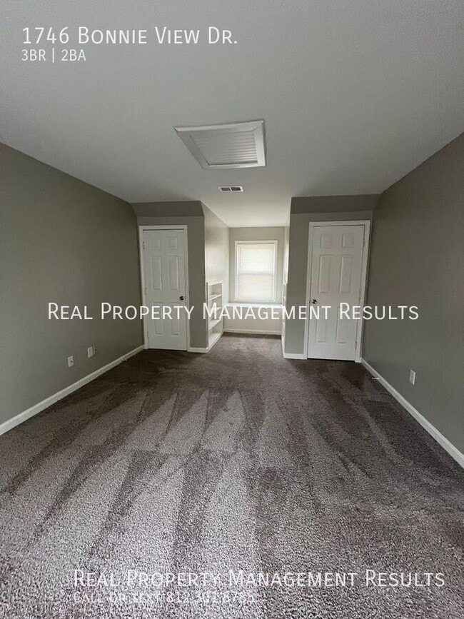 Building Photo - 1746 Bonnie View Dr