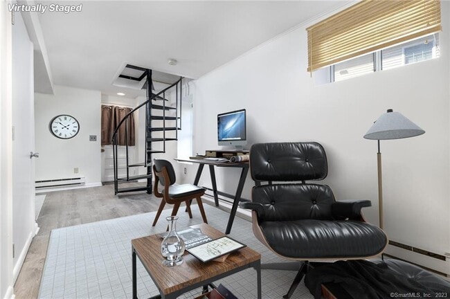 Building Photo - 15 Duncanson St