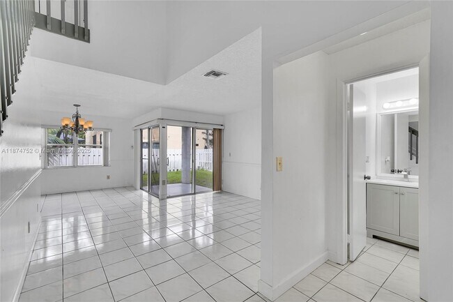 Building Photo - 815 NW 98th Ave