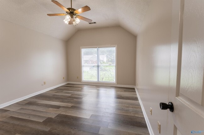 Building Photo - 119 Telluride Dr