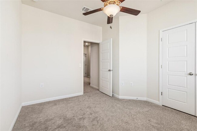 Building Photo - 6109 Steep Cactus Trail