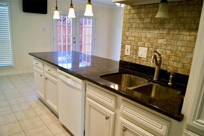 Building Photo - 5801 Lumberdale Rd