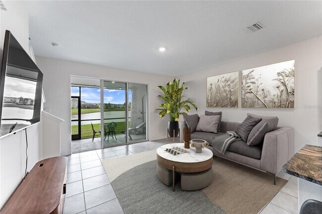 Building Photo - 33066 Major Oak Dr