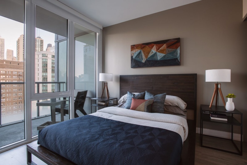 Building Photo - 102 W Hill St