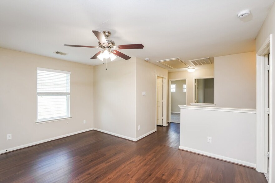 Building Photo - 21811 Octavia Way