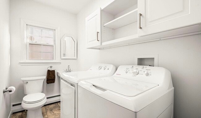 Building Photo - 228 Church St