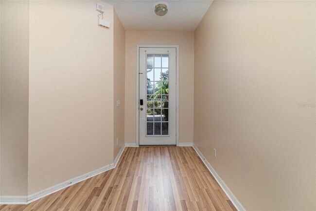 Building Photo - 10037 Moorshire Cir