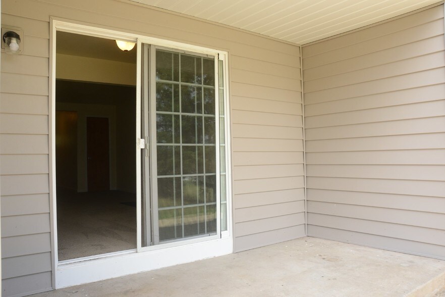 Patio - 708 Torrey Ln