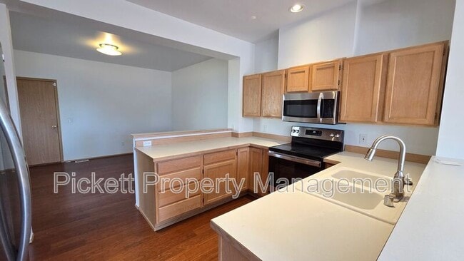 Building Photo - 11615 Breckenridge Ln NW