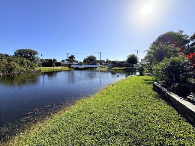 Building Photo - 8344 9th Ave Terrace NW