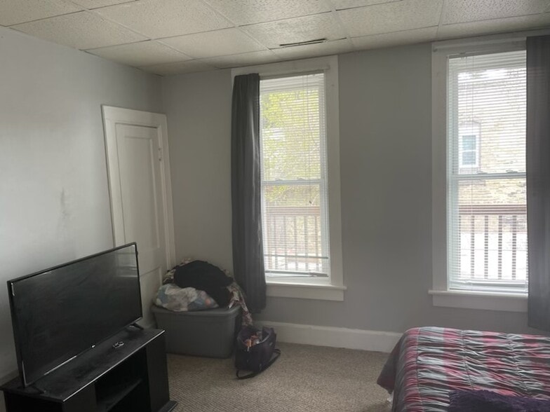 Bedroom 1 - 50 N Main St