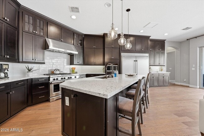 Building Photo - 4254 E Valencia Dr