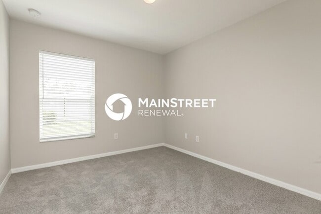 Building Photo - 4 Bedroom Pet-Friendly Home in Ruskin, FL with Main Street Renewal
