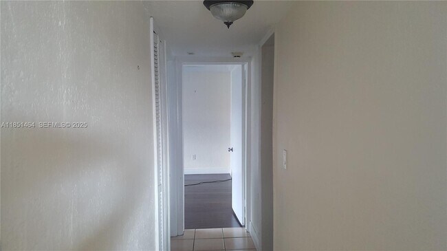 Building Photo - 3860 NE 170th St