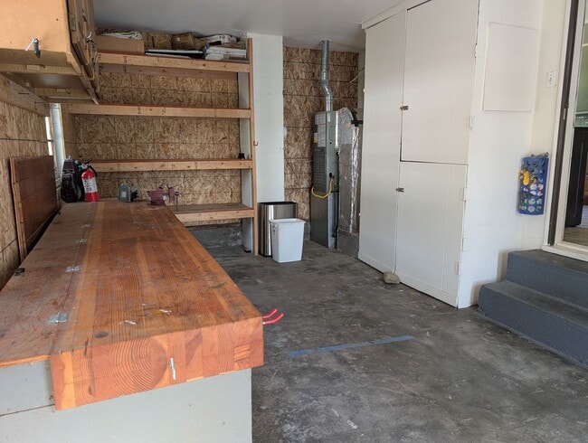 Building Photo - 10755 Jordan Rd