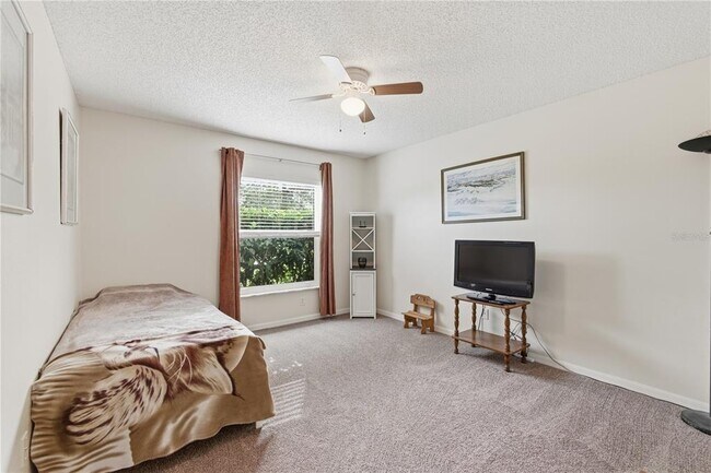 Building Photo - 14 Frenora Ln