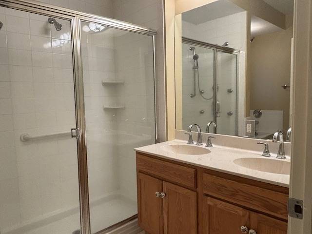 Building Photo - 241 Pond View Dr