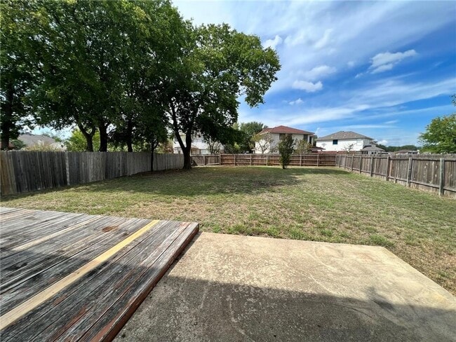 Building Photo - 1412 W Pflugerville Pkwy