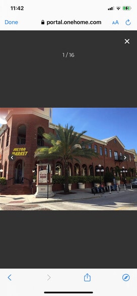 Building Photo - 1810 E Palm Ave