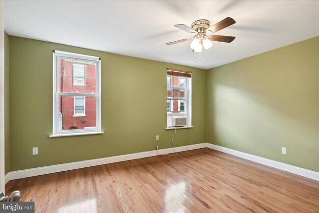 Building Photo - 1723 Willington St