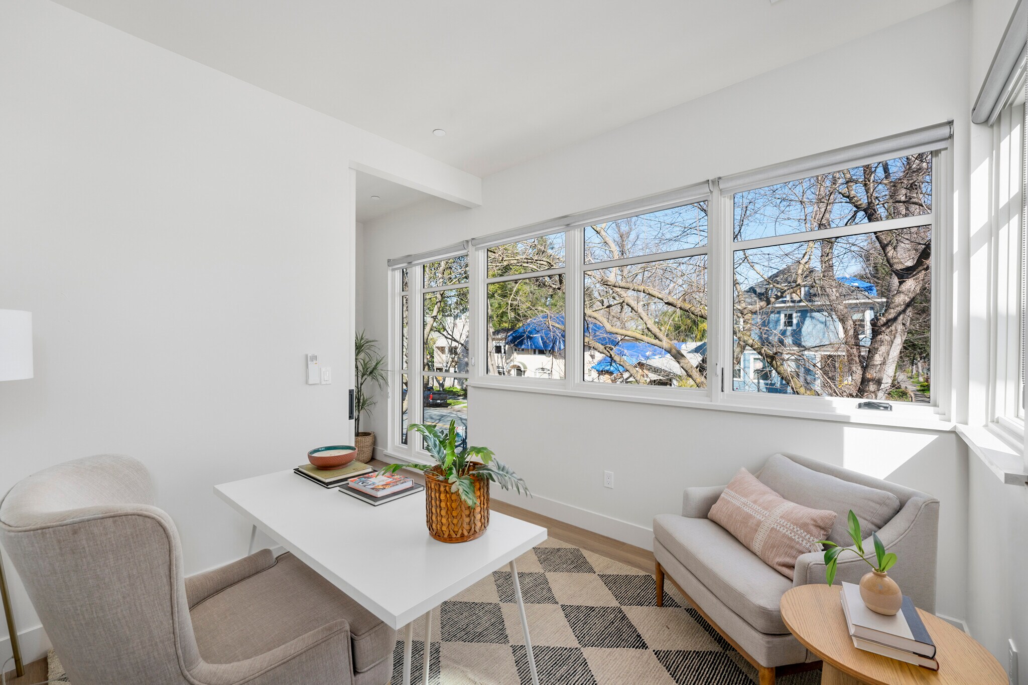 Building Photo - 2230 I St