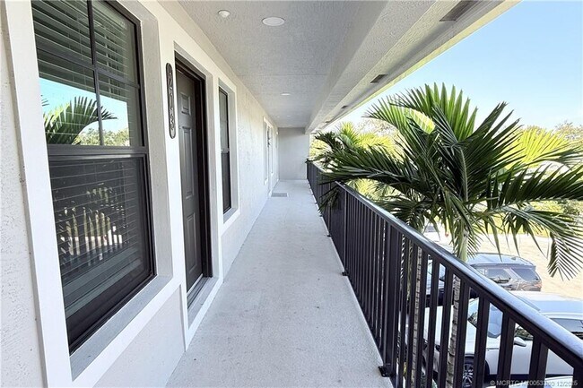 Building Photo - 3375 SW Mapp Rd