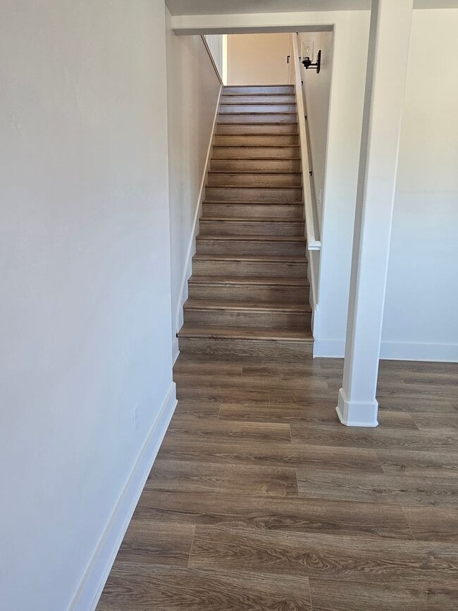 Building Photo - 3 bedroom 2.5 bathroom Custom Built Home