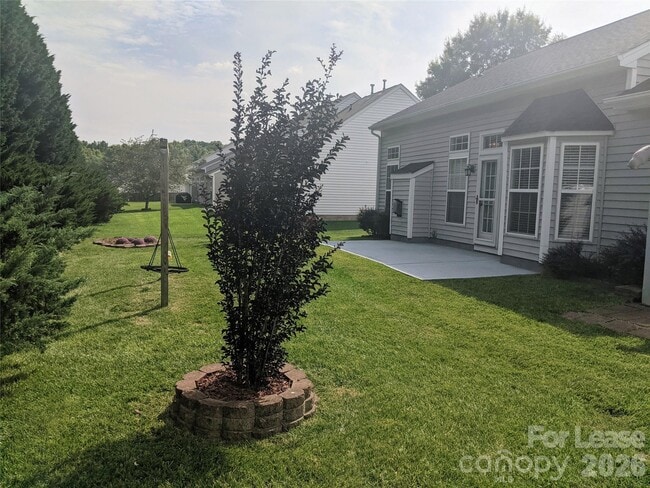 Building Photo - 125 Shephard Hill Dr