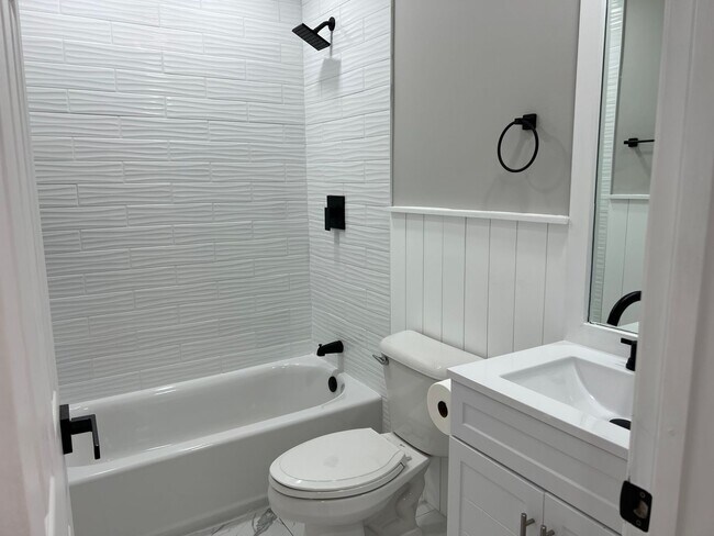 Building Photo - Remodeled Home with Excellent Location and...