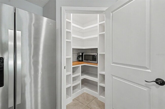 Building Photo - 36851 Goffaux Loop