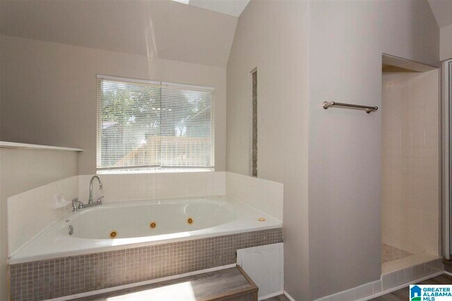 Building Photo - 432 Tupelo Way