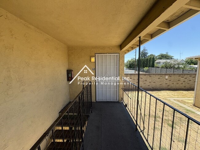 Building Photo - 4540 Ashcroft Ave