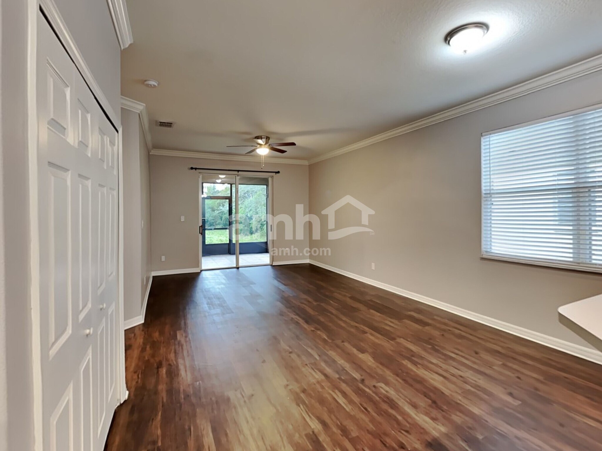 Building Photo - 1560 Mountclair Ct