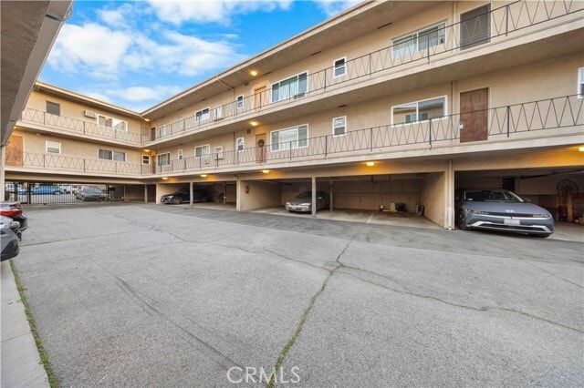 Building Photo - 211 E California Ave