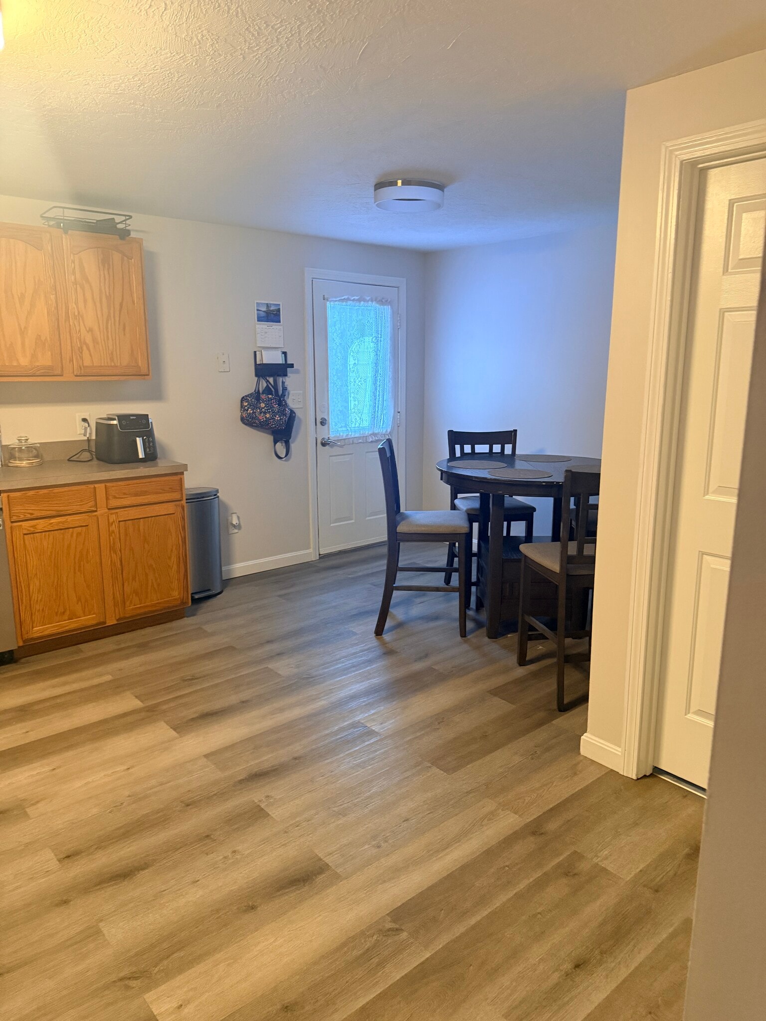 Building Photo - 30 Old Woods Rd