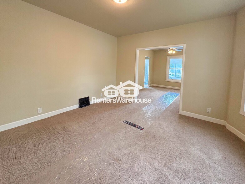 Building Photo - 3059 W 29th Ave