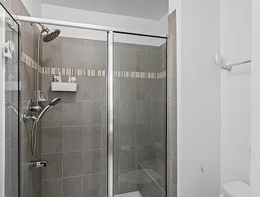 Building Photo - 24 Chamberlain Ct