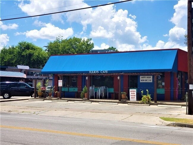 Building Photo - 509 E 43rd St