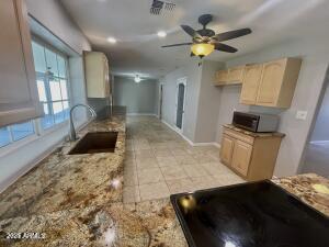 Building Photo - 2715 E Cholla St