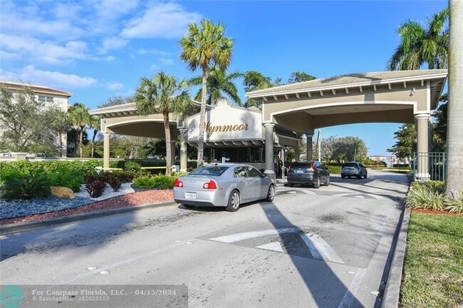 Building Photo - 4401 Martinique Ct