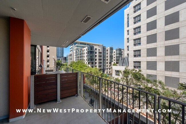 Building Photo - Modern East Village 1-Bedroom at Icon! Sma...