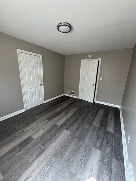 Building Photo - 1665 Anita Pl