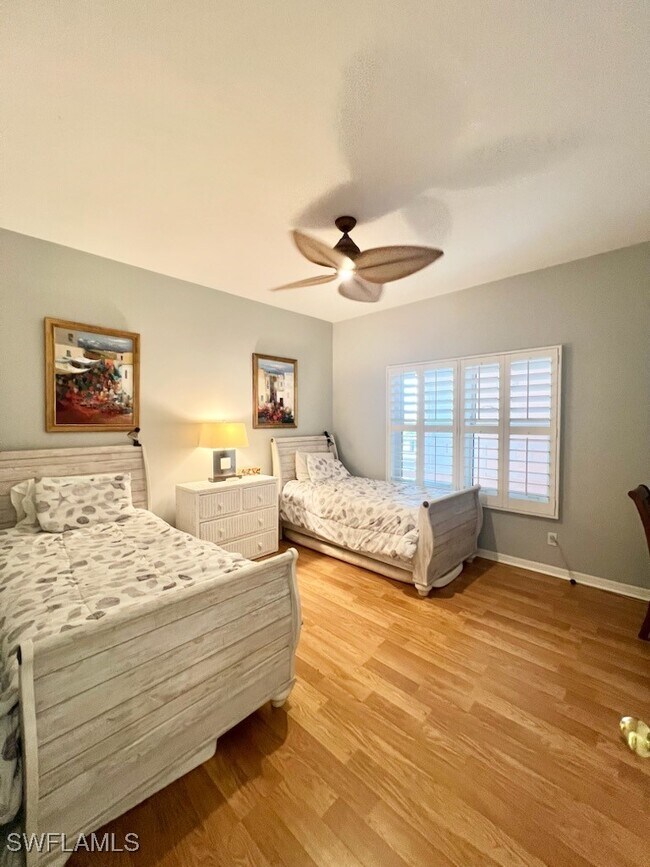 Building Photo - 257 Barefoot Beach Blvd