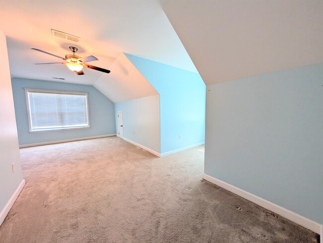 Building Photo - 244 Belclare Way