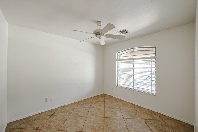 Building Photo - COMING SOON !!  4 BED 2.5 BATH, 2200+ SFT IN CAMELBACK RANCH, PHOENIX