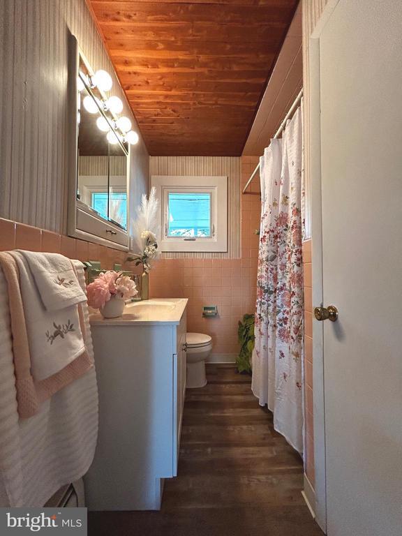 Building Photo - 1709 Liberty Ave