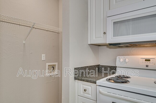 Building Photo - 4008 Wheeler Woods Rd